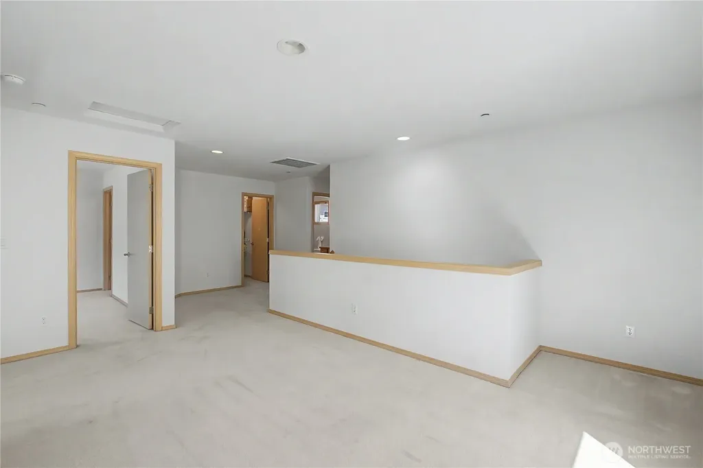 1242 Griggs Dupont WA 98327