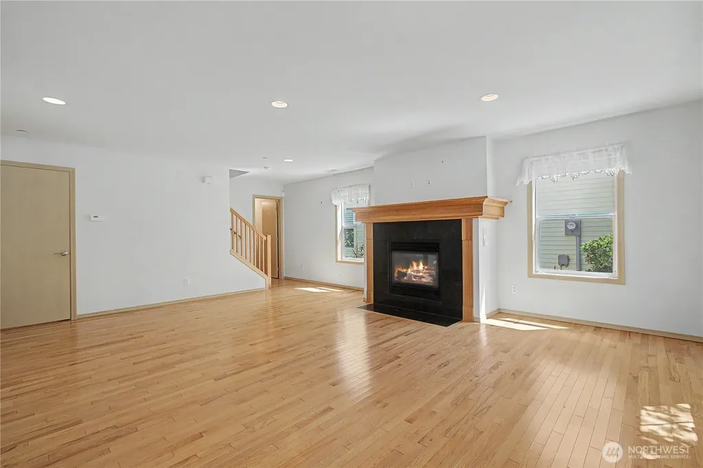 1242 Griggs Dupont WA 98327