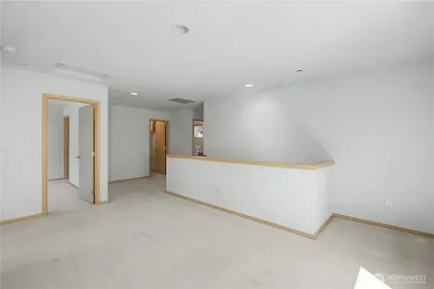 1242 Griggs Street Dupont WA 98327