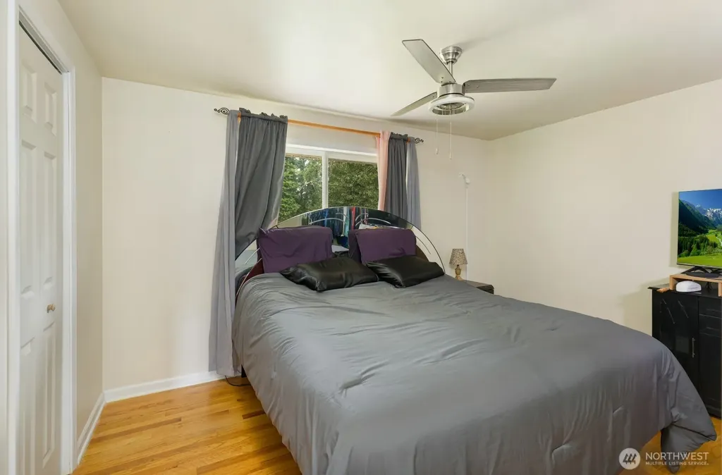 2114 SW 322nd Street Federal Way WA 98023