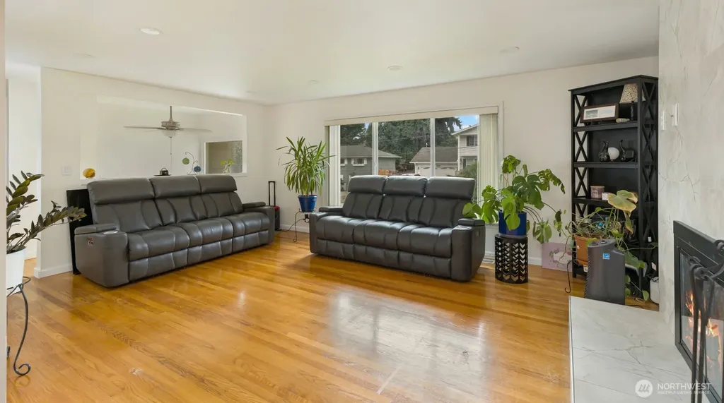 2114 SW 322nd Street Federal Way WA 98023