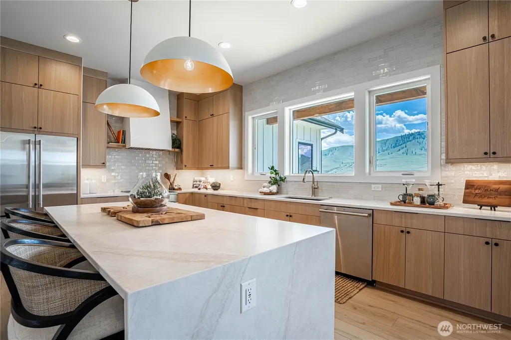 548 Harvest Ridge Drive Chelan WA 98816