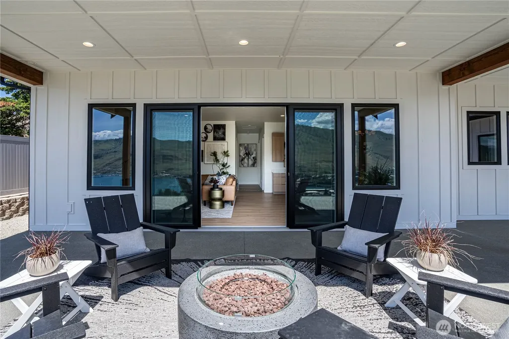 548 Harvest Ridge Drive Chelan WA 98816
