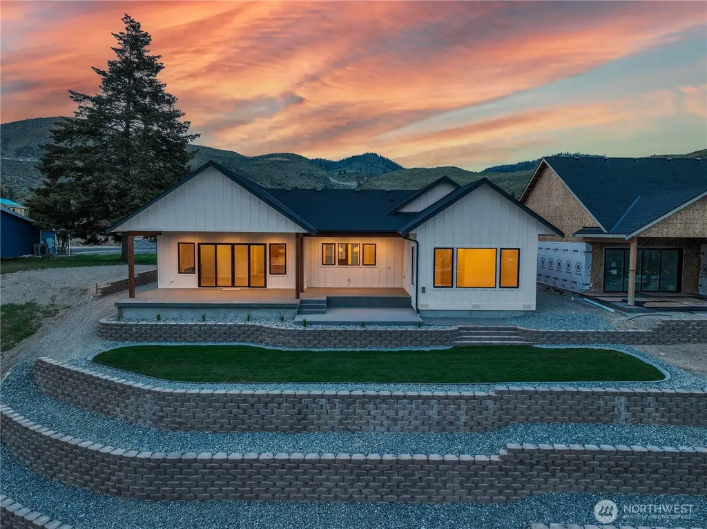 548 Harvest Ridge Drive Chelan WA 98816