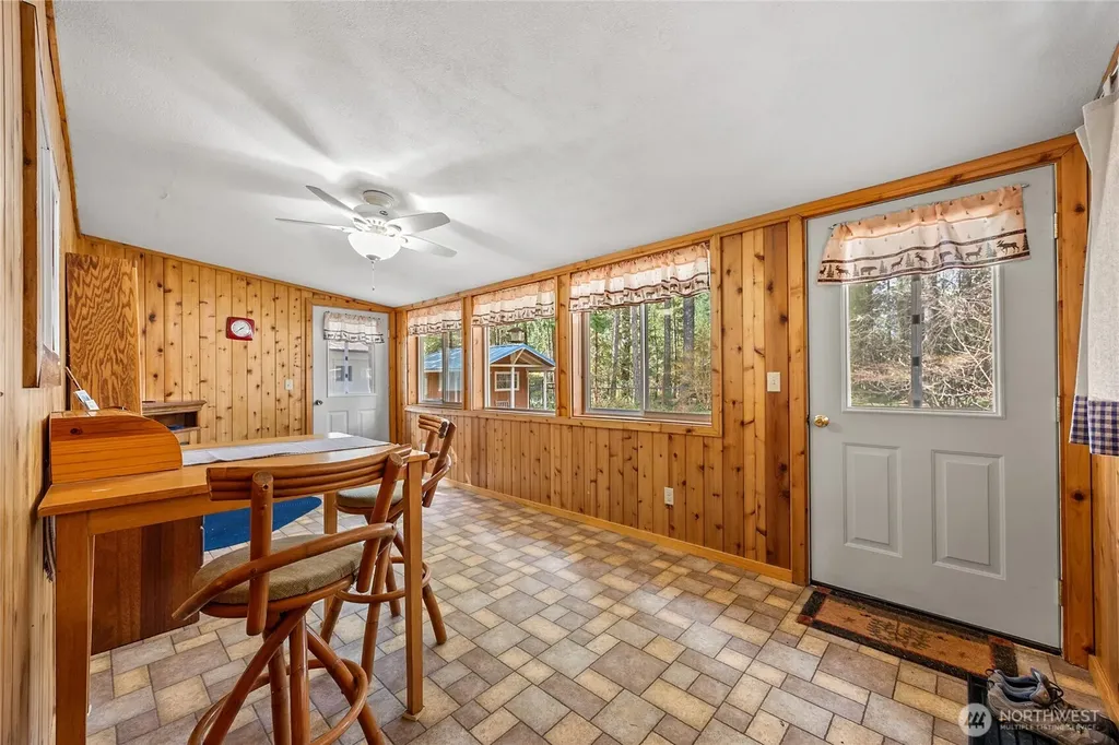 233 Mountain View Drive Packwood WA 98361