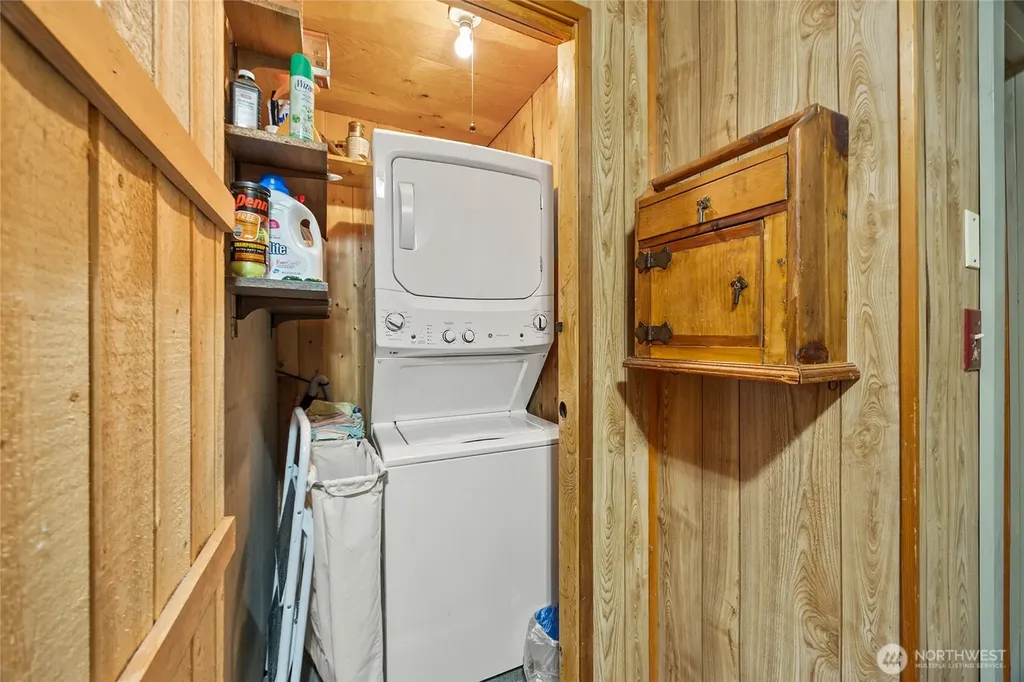 233 Mountain View Drive Packwood WA 98361