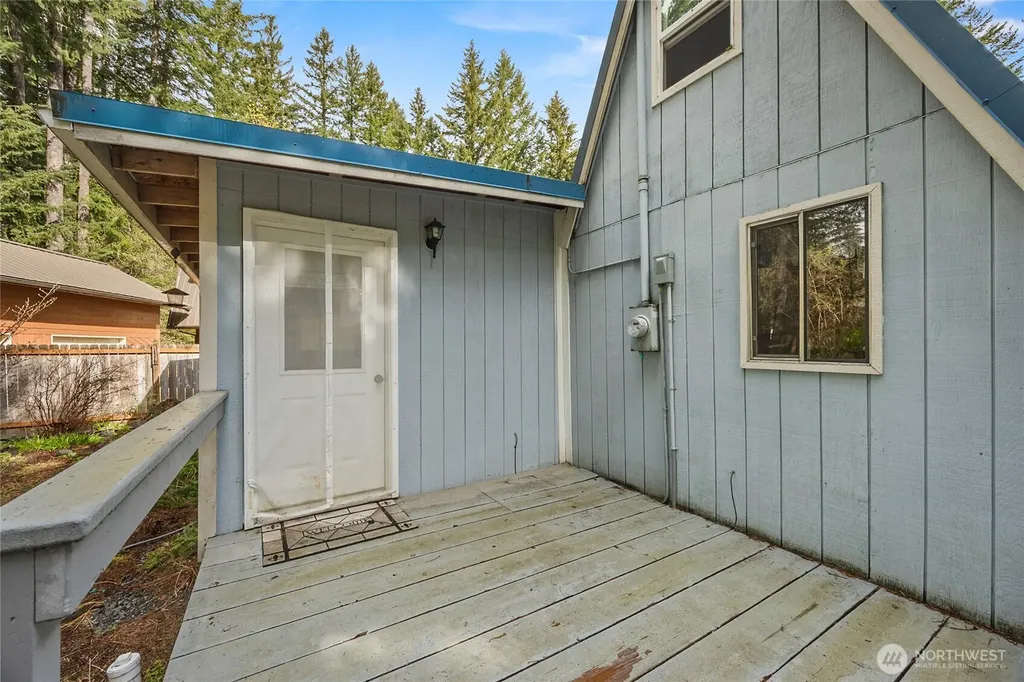 233 Mountain View Drive Packwood WA 98361