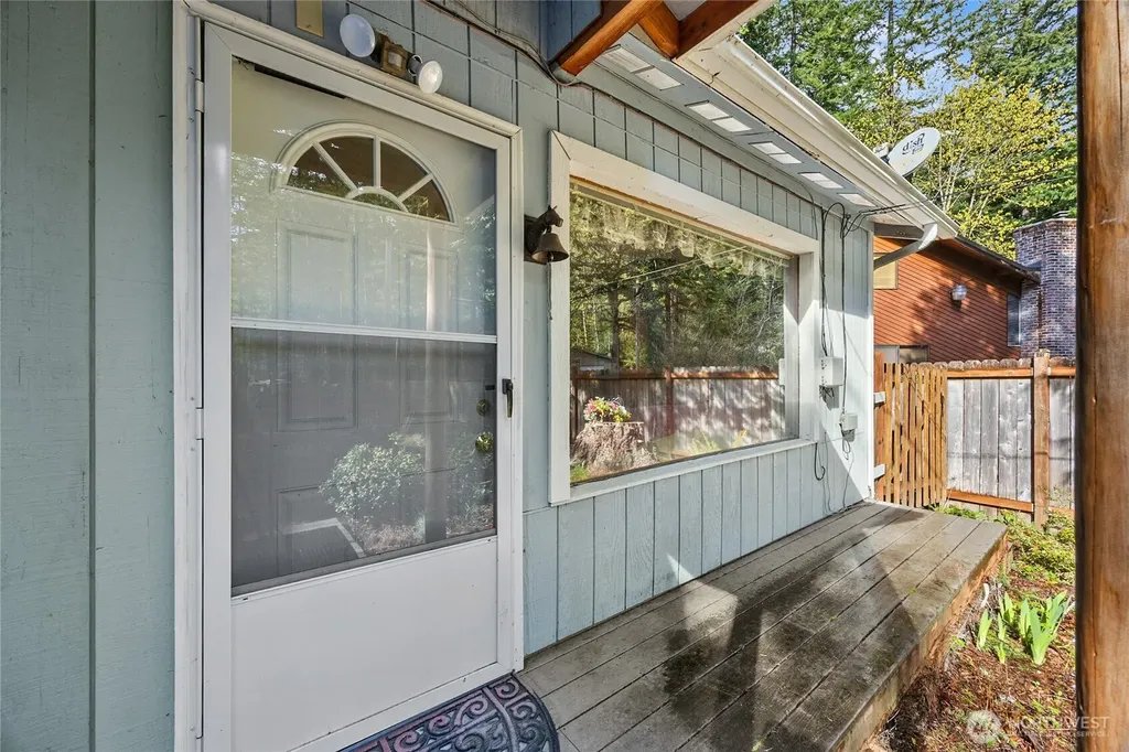 233 Mountain View Drive Packwood WA 98361