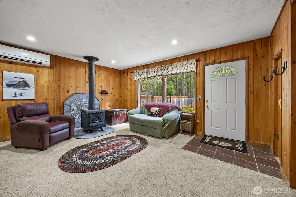 233 Mountain View Drive Packwood WA 98361