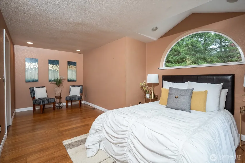 5026 Foxhall Drive NE Olympia WA 98516