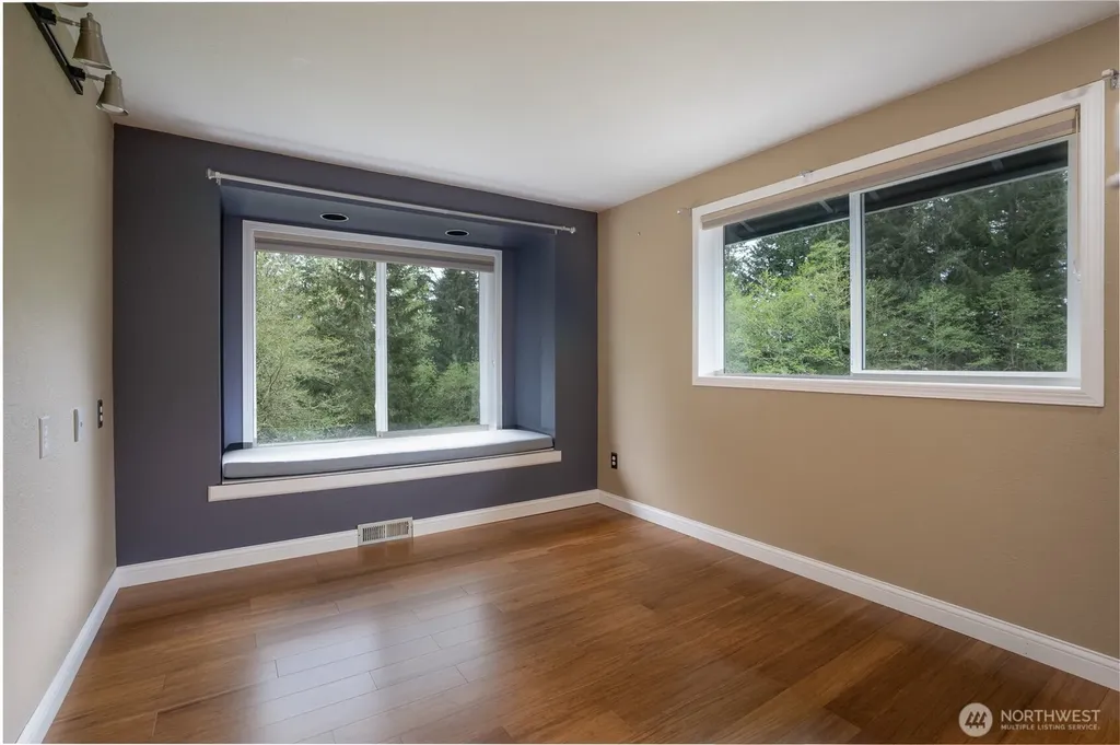 5026 Foxhall Drive NE Olympia WA 98516