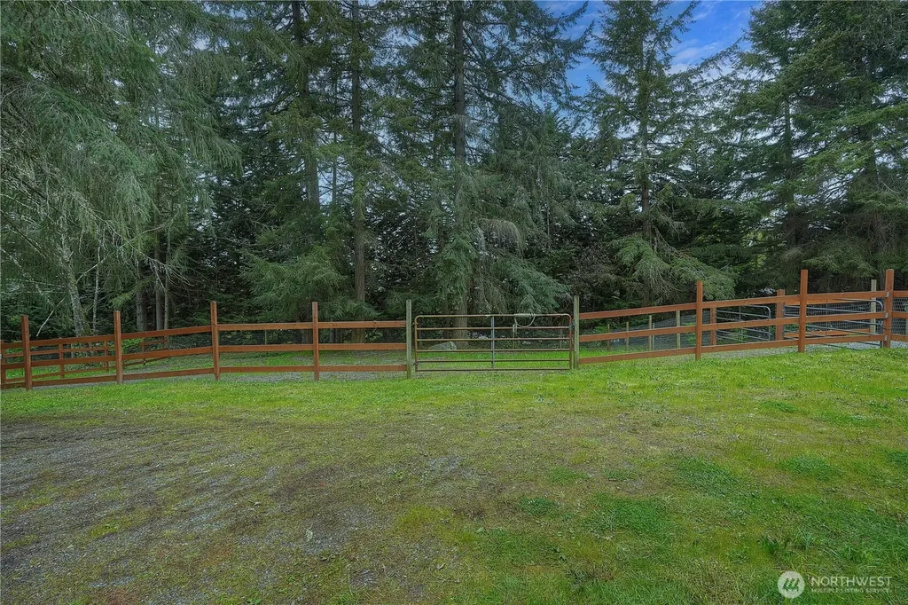 5026 Foxhall Drive NE Olympia WA 98516