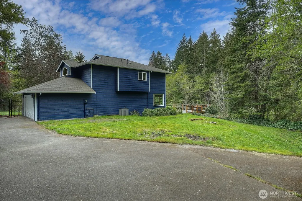 5026 Foxhall Drive NE Olympia WA 98516