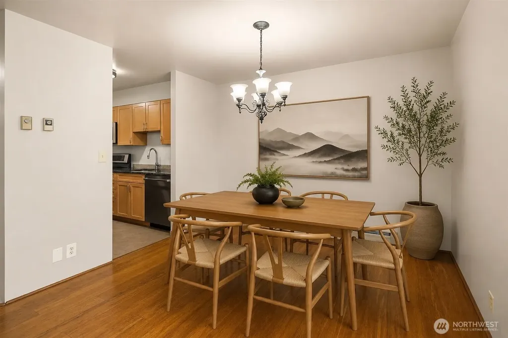 4540 8th Avenue NE Seattle WA 98105