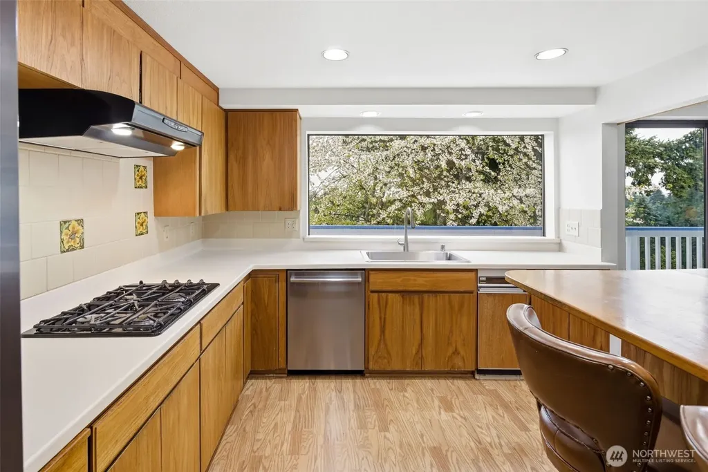 1339 Coral Drive Fircrest WA 98466