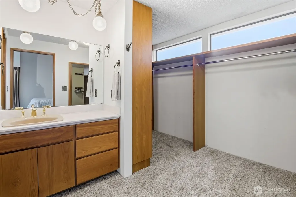 1339 Coral Drive Fircrest WA 98466