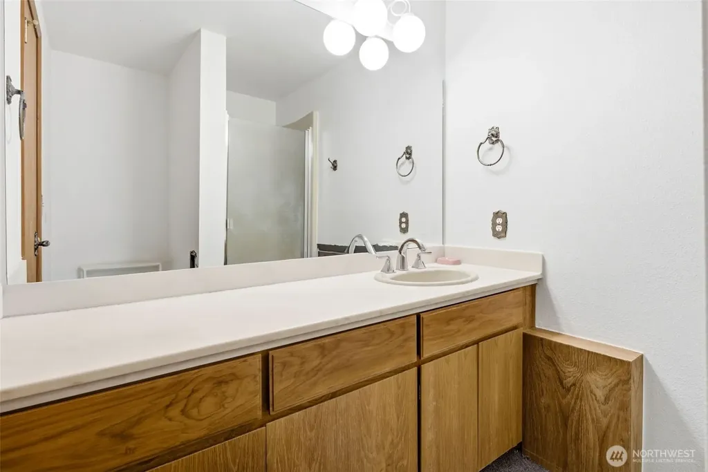 1339 Coral Drive Fircrest WA 98466