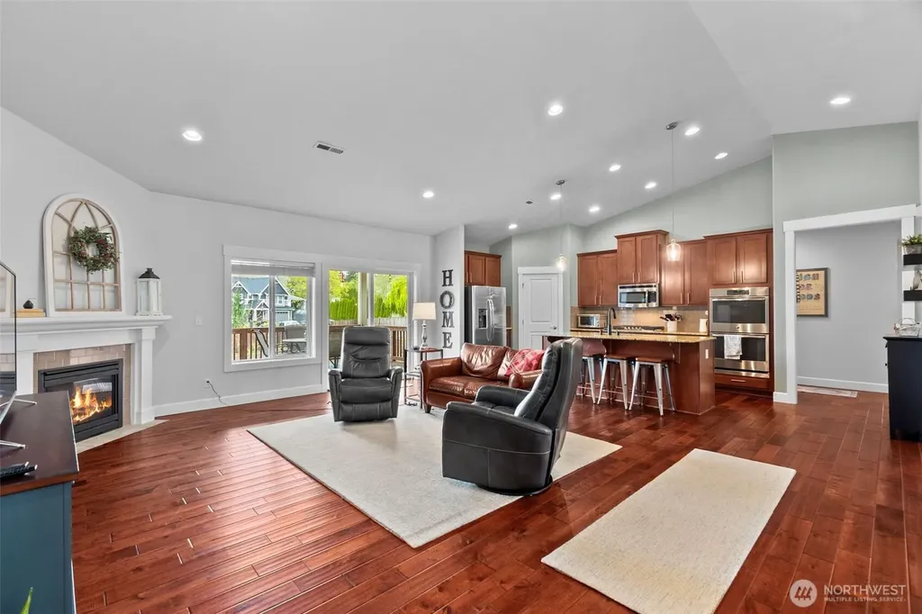 10411 32nd Street E Edgewood WA 98372