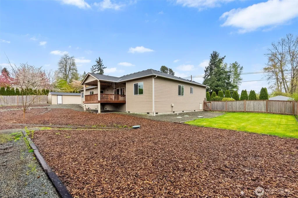 10411 32nd Street E Edgewood WA 98372