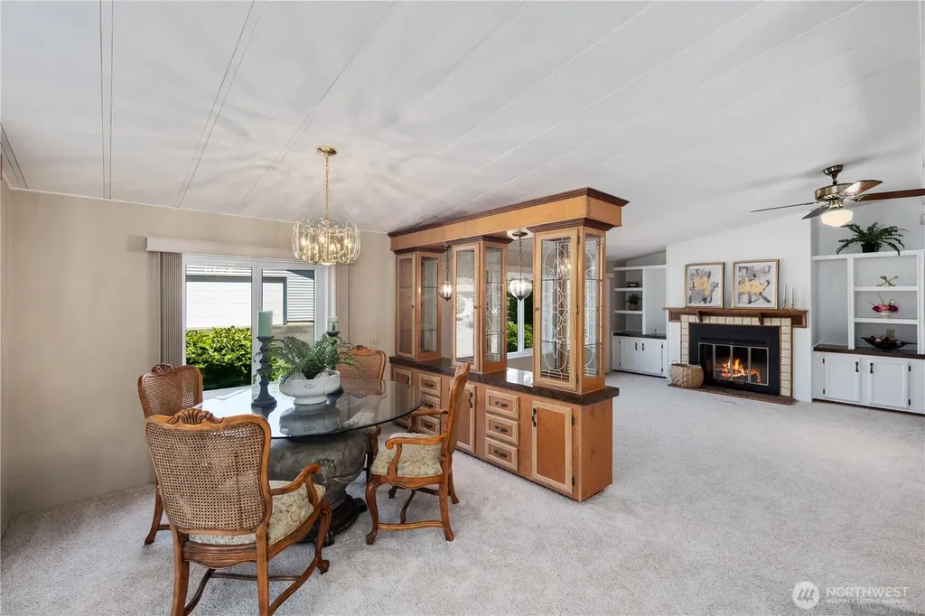 17308 Woodcrest Drive NE Bothell WA 98011