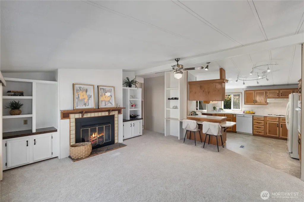 17308 Woodcrest Drive NE Bothell WA 98011