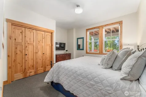 216 Porcupine Lane Chelan WA 98816