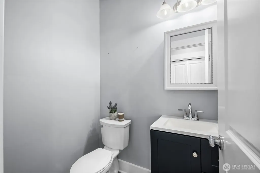 4915 Bering Street NW Gig Harbor WA 98332