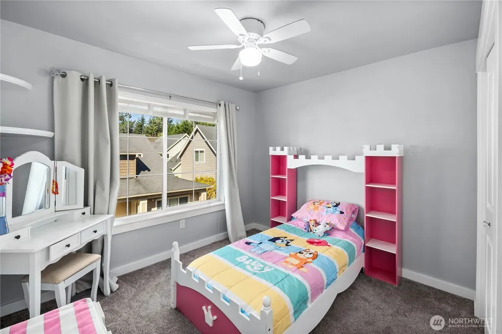 4915 Bering Street NW Gig Harbor WA 98332