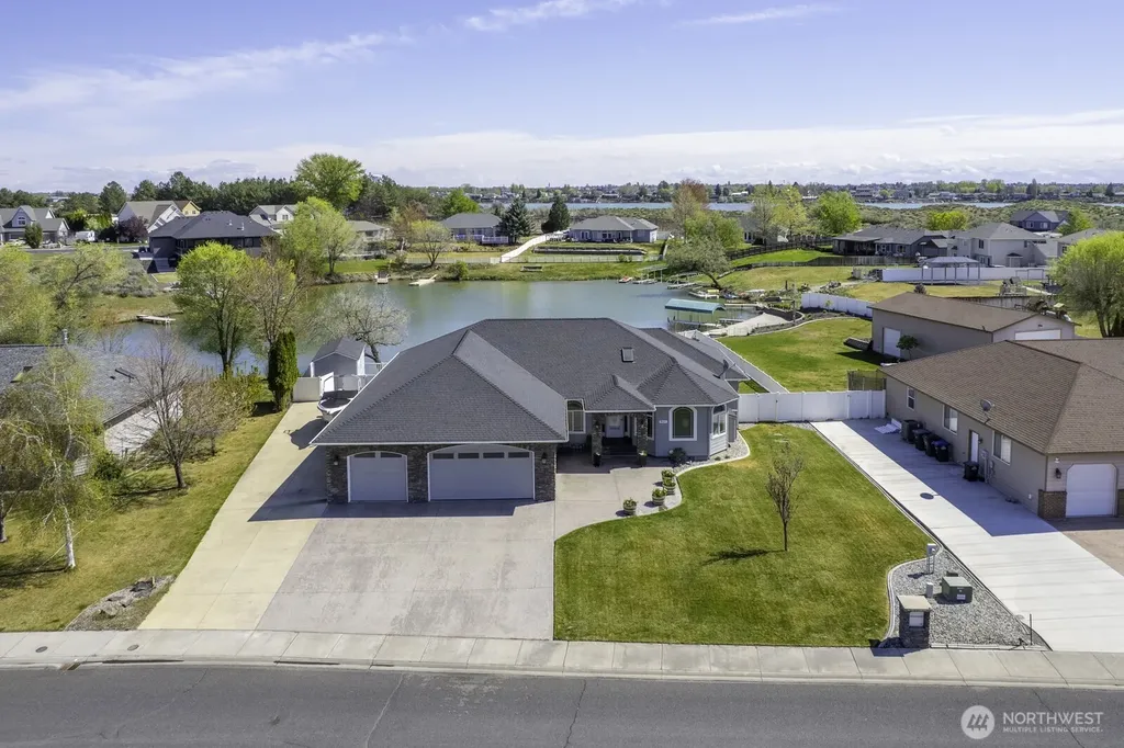 907 S Sand Dune Road Moses Lake WA 98837