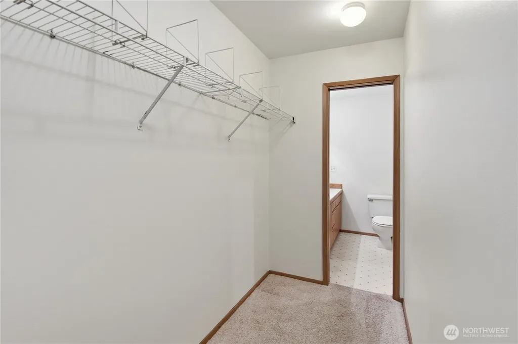 4811 Phinney Avenue N Seattle WA 98103