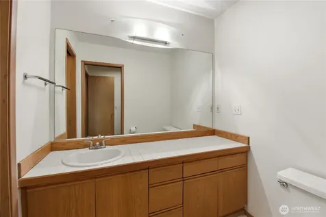 4811 Phinney Avenue N Seattle WA 98103