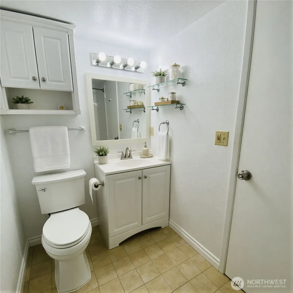 8848 Interlake Avenue N Seattle WA 98103