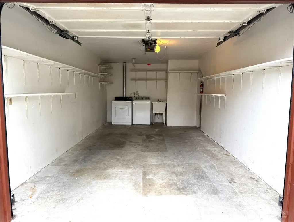 8848 Interlake Avenue N Seattle WA 98103