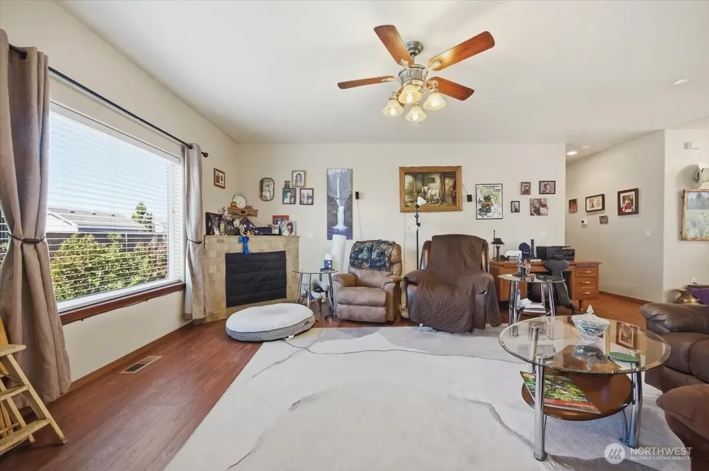 2304 Road 52 Pasco WA 99301