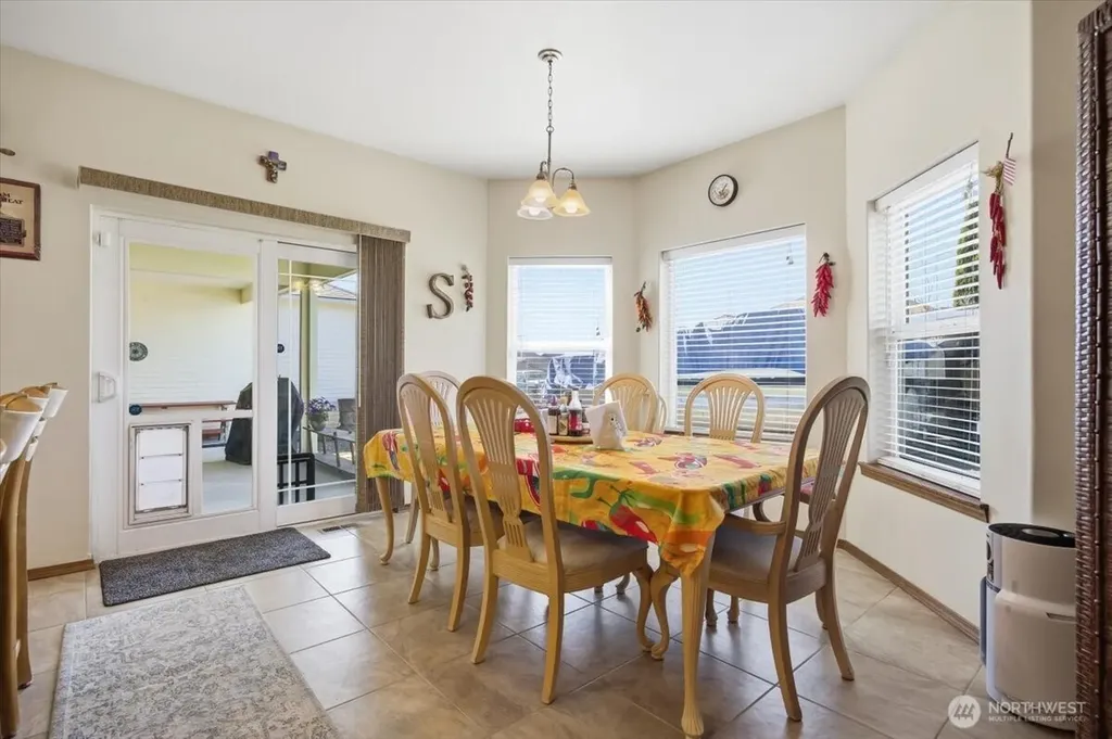 2304 Road 52 Pasco WA 99301