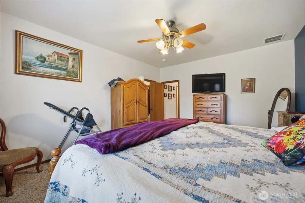 2304 Road 52 Pasco WA 99301