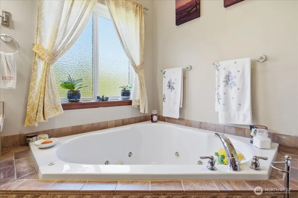 2304 Road 52 Pasco WA 99301