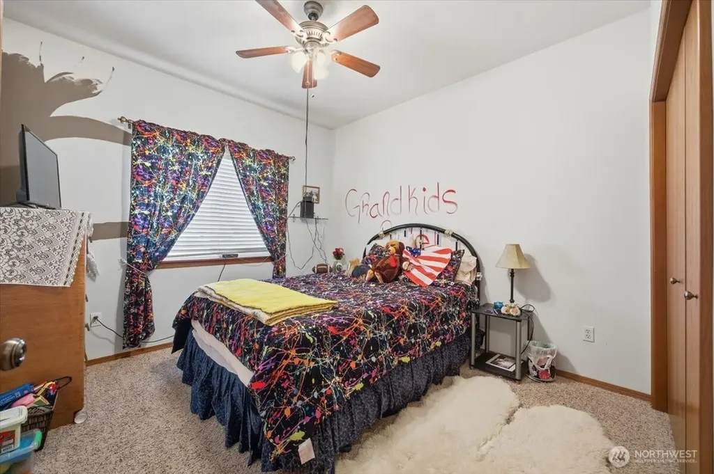 2304 Road 52 Pasco WA 99301