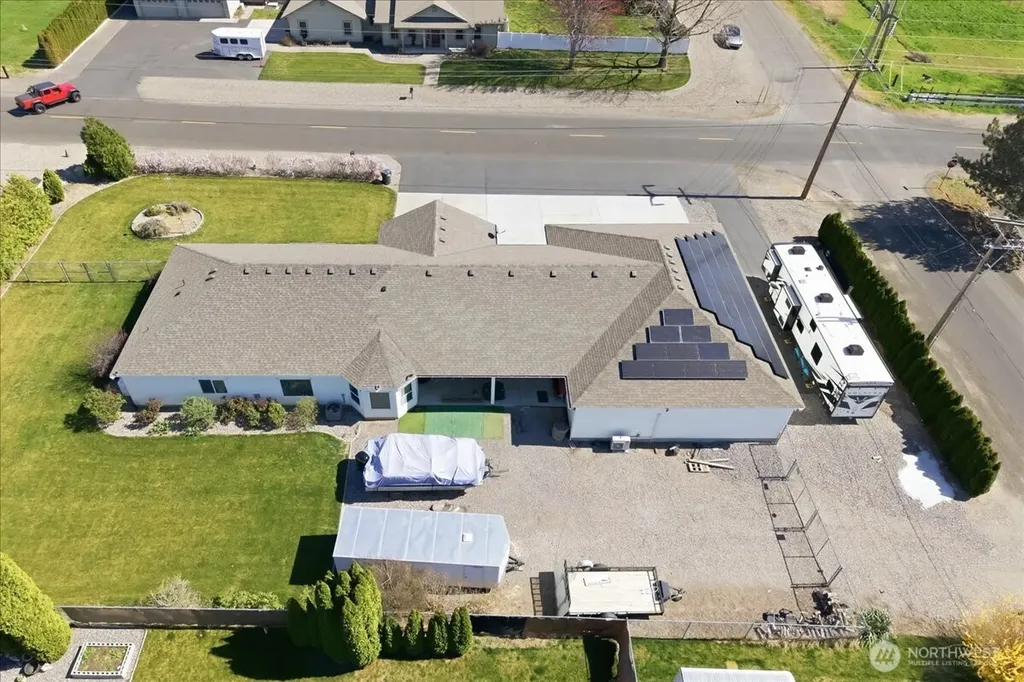 2304 Road 52 Pasco WA 99301