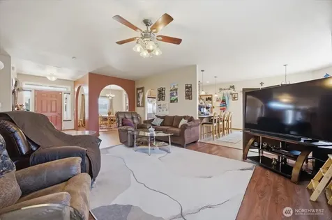 2304 Road 52 Pasco WA 99301