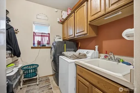 2304 Road 52 Pasco WA 99301