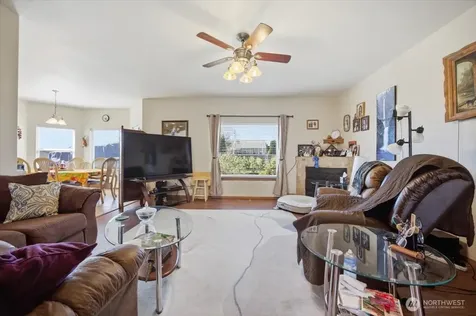 2304 Road 52 Pasco WA 99301