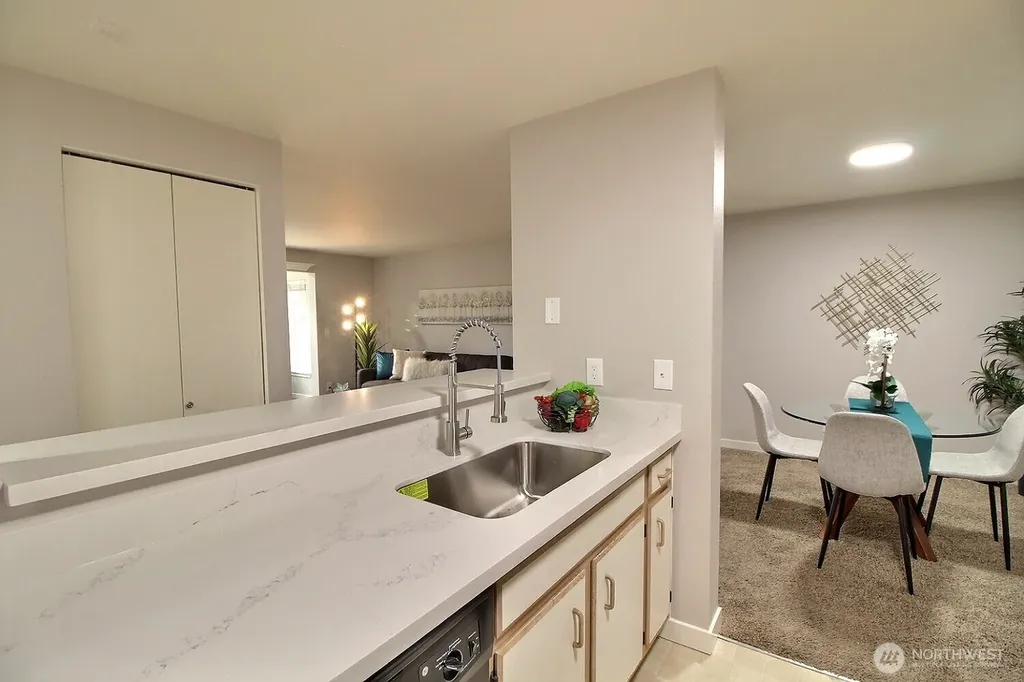 975 Aberdeen Avenue NE Renton WA 98056