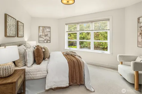3215 W Lynn Street Seattle WA 98199