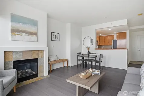 2607 Western Avenue Seattle WA 98121