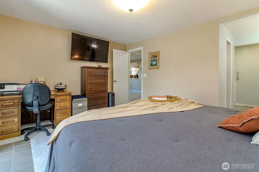 2801 N Narrows Drive Tacoma WA 98407
