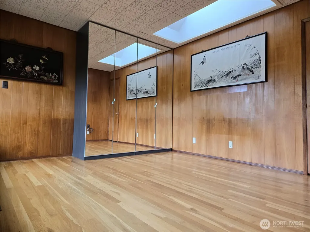 18427 91st Place W Edmonds WA 98026