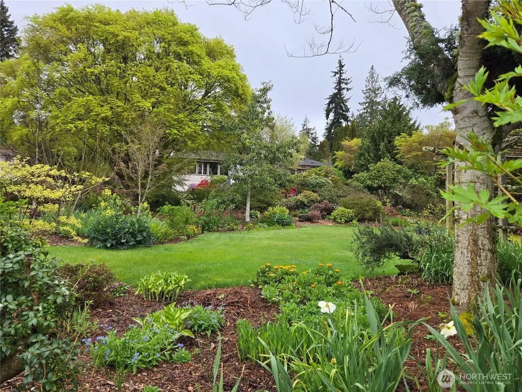 18427 91st Place W Edmonds WA 98026