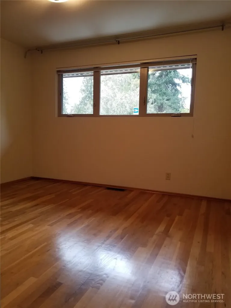18427 91st Place W Edmonds WA 98026