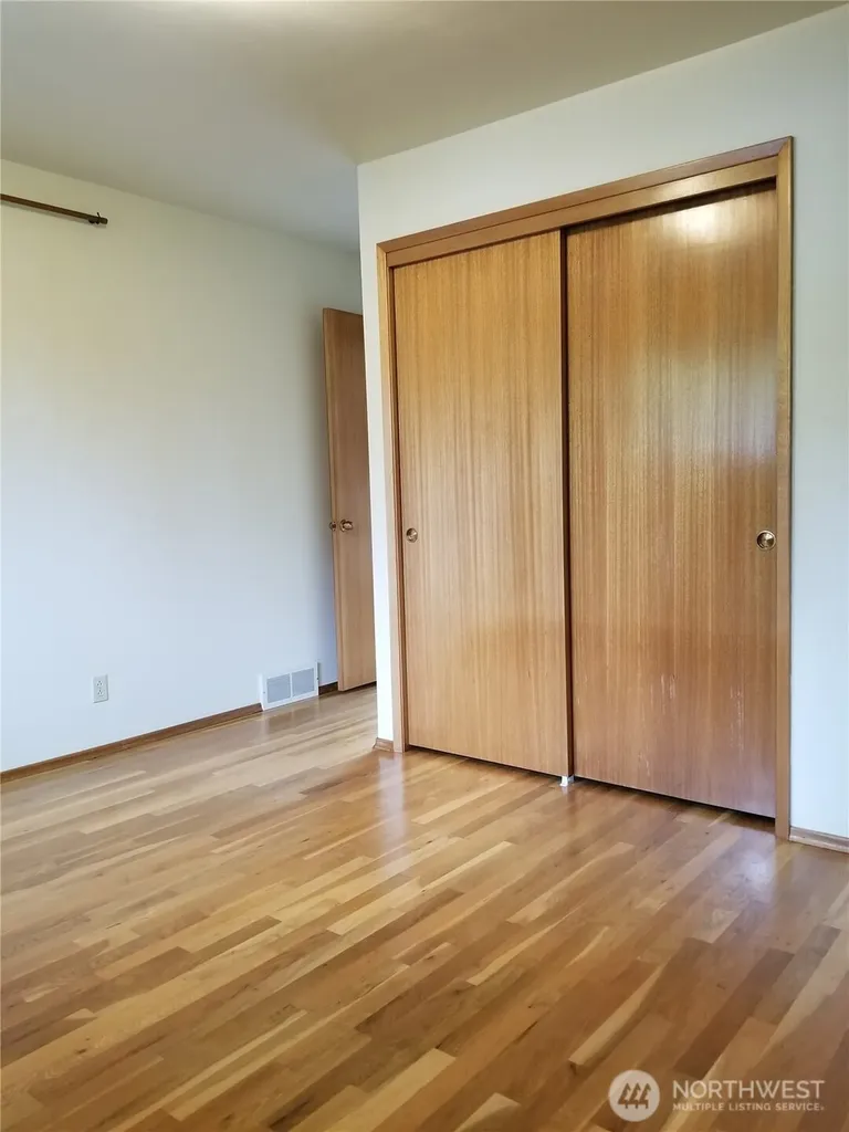 18427 91st Place W Edmonds WA 98026